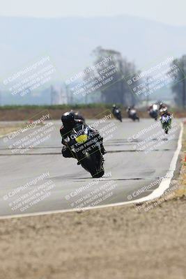 media/Jun-07-2025-TrackDaz (Sat) [[4413525952]]/B Group/220pm (Turn 9)/